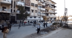 attraversare la strada