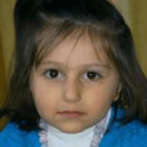 Sidra Tahuf 3 anni Baniyas 3 maggio 2013