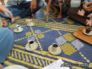 Caffè con i profughi siriani